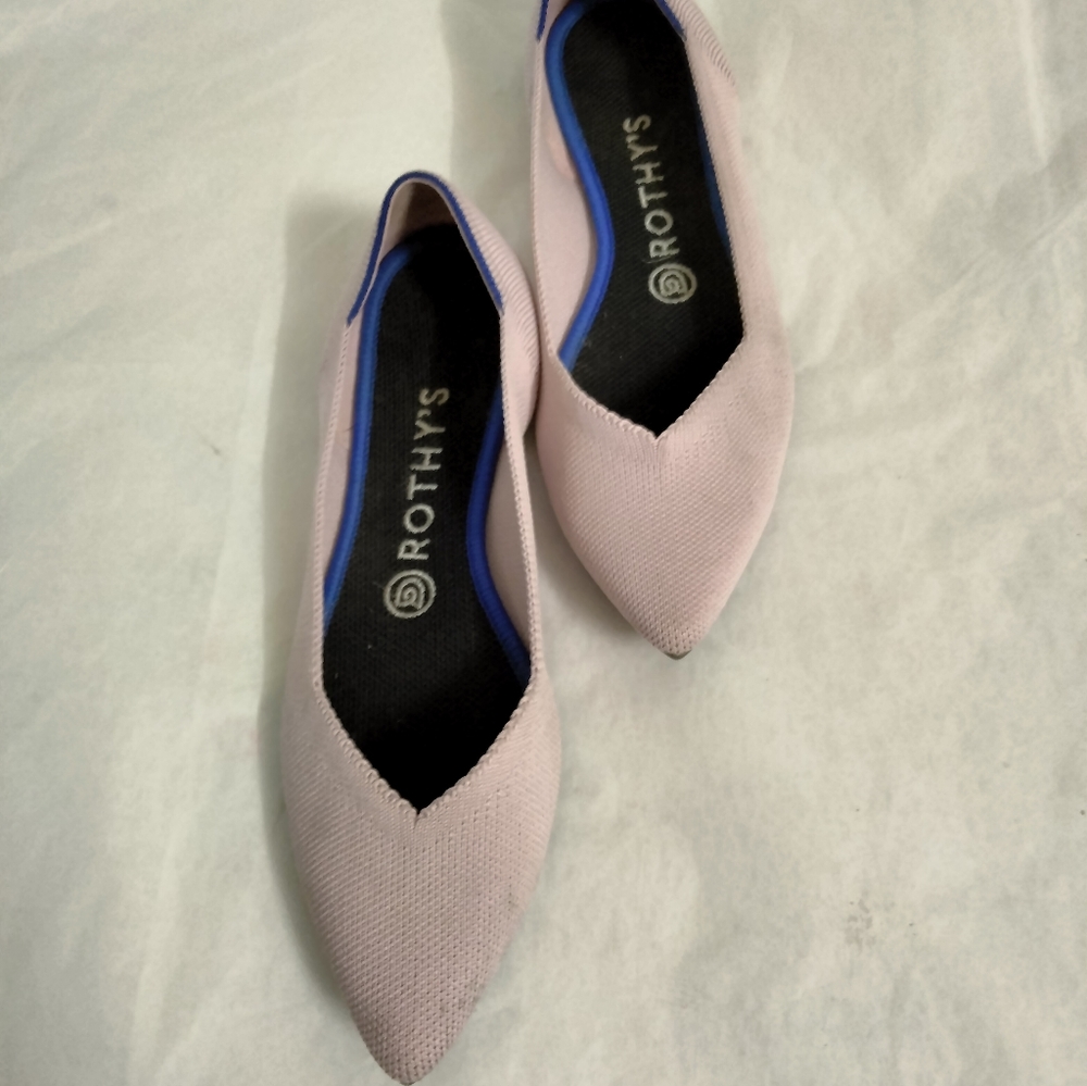 Rothy’s The Point in Petal Pink Size 8